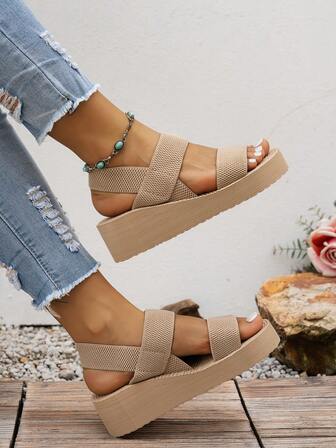 Sandalias casuales con suela gruesa y tacón alto para mujer, zapatos tipo vestido romano estilo Lolita, de moda y livianos, aptos para estudiantes/oficina, apropiados para usar como pantuflas en la playa de Hawái en verano