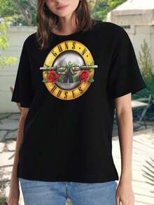 Camiseta de Guns N' Roses para mujer con calavera desgastada y rosas - Camiseta gráfica vintage de banda de rock para hombres y mujeres | Top informal para amantes de la música | Camiseta de manga corta - Negro - Ver 2