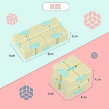 Magic Cube With Stress Relief Pockets, Colorful Finger Flip Cube Toys, Creative Infinity Cube Toys - Multicolor - View 3