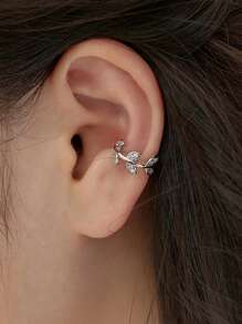 1 pieza Pendiente clip de oreja elegante y de moda enchapado en oro 18K con circonita, joyería versátil y casual para mujeres