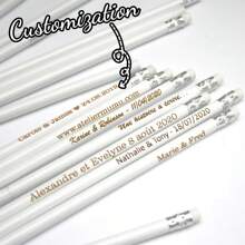 Crayons personnalisés, crayons gravés, crayons en bois personnalisés, une pièce unique, un cadeau personnalisé gravé avec vos mots, convenant pour les anniversaires, les mariages et la rentrée scolaire