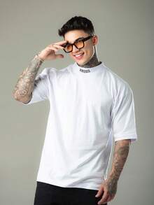 DMUNIZ Oversized Streetwear Turtleneck T-Shirts With Glorious Print On The Collar - Black/White - View 8