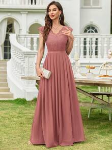 Đầm dạ hội trang trọng với áo corset ren thanh lịch, cổ chữ V, tay bồng, viền xếp ly bằng chiffon phối màu tương phản, thích hợp cho các dịp lễ hội, đám cưới, phù dâu, sinh nhật, lễ tốt nghiệp và các sự kiện trang trọng khác. - Bụi hồng - Xem 4