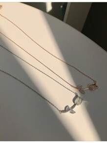 Collier tulipe en pierre d''œil de chat - Élégant et délicat collier ras-de-cou de style français, nouvelle collection Printemps/Été 2025