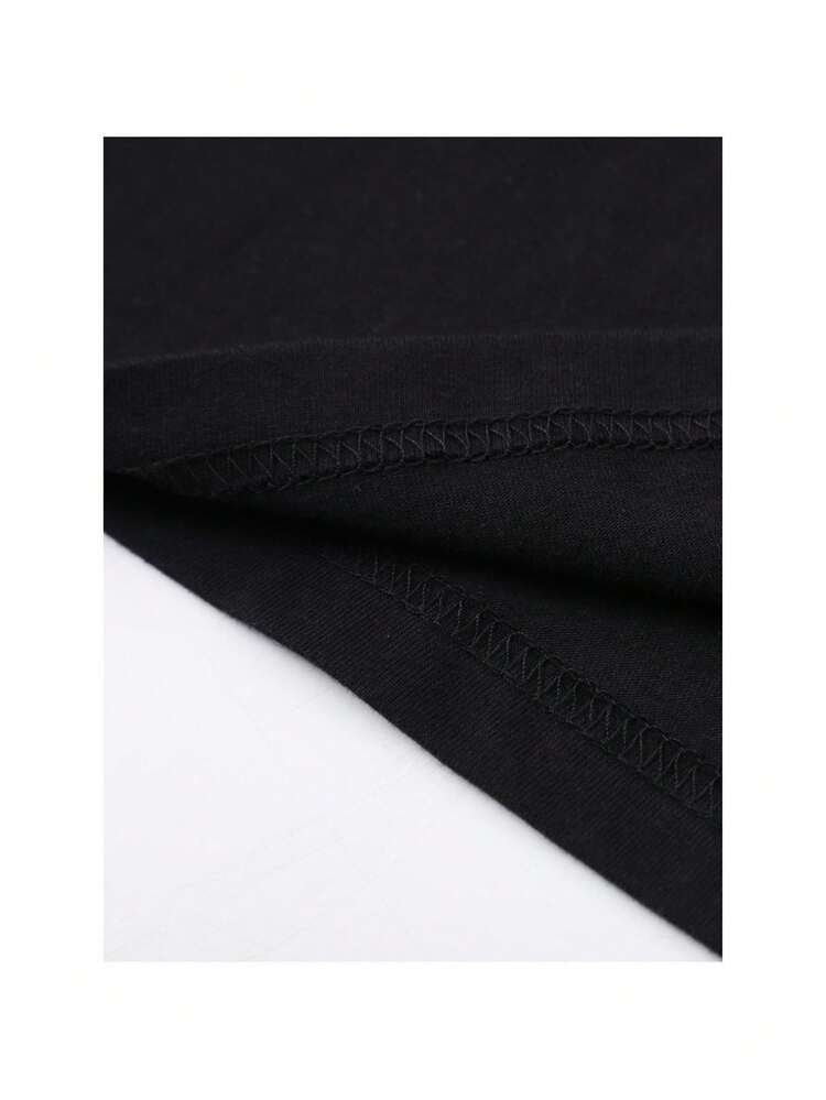 Round Neck Short Sleeve TShirt with There Is No Such Thing as Too Many Books Graphic Design for Book Lovers - Negro - Añade 3