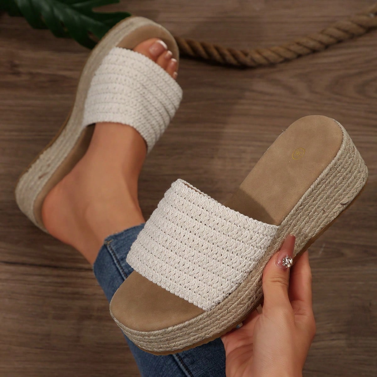 Sandalias de cuerda tejida de moda casual para mujer, cómodas y versátiles, sandalias abiertas para exteriores, playa y vacaciones, atuendos de prim