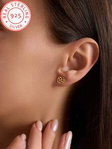 A 925 Silver Delicate And Romantic December Birth Flower Bouquet Custom Earrings, Can Customize Your Exclusive Birth Flower Jewelry Accessories, Delicate Romantic And Elegant Women's Jewelry Accessories, Give Her A Surprise Gift, Christmas, Halloween, Valentine's Day, Wedding Anniversary Perfect Gift! - Yellow Gold - View 2