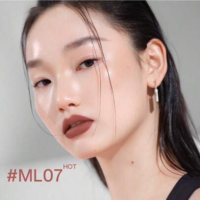  INTO YOU 丝绒哑光唇膏 #ML07 棕色