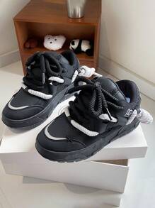 New Fashion Lightweight Lace Up Comfortable Casual Sports Sneakers, Women