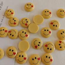 10/30/50 件黄色笑脸和心形树脂工艺装饰，笑脸带心形，适用于 DIY 珠宝、手机壳、发饰和手工装饰 - 黃色 - 查看 4