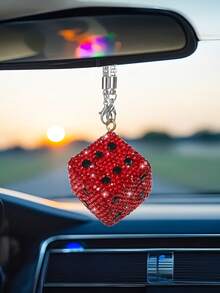 1 pieza Colgante de espejo retrovisor de coche con dados creativos, decoración colgante brillante para el interior del coche, accesorio de espejo retrovisor, decoración de moda para el interior del coche, accesorio de decoración oscilante de diamante para el espejo retrovisor del coche, tamaño universal