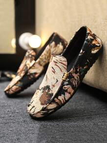(Random Print Pattern) Men Loafers, New Summer Non-Slip Durable Flat Comfortable Slip-On Shoes, Outdoor Casual Driving Men Printed Canvas Breathable Big Size Fashionable Lightweight Odor-Resistant Canvas Shoes, Versatile Casual Slip-On For All Seasons