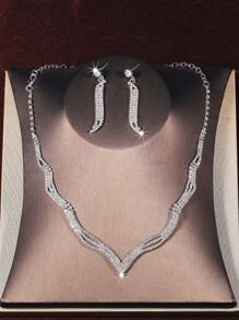 1 Set luxuriöser Brautaccessoires inklusive Strass-Krone, einfacher gewellter Halskette & Ohrringe, 4 Stücke Hochzeitschmuckset für Brautkleid, geeignet für Hochzeit, Veranstaltung, Party