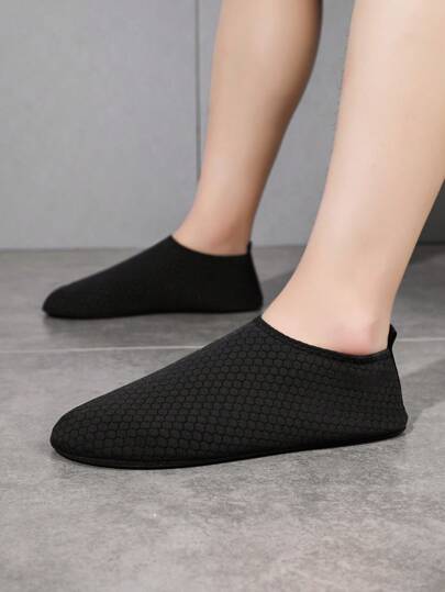 أحذية رياضية للرجال للأنشطة المائية الخارجية، أحذية ركض رياضية مضادة للانزلاق وللياقة البدنية، صنادل شاطئ وأحذية مائية للسفر، أحذية داخلية خفيفة الوزن للاستخدام اليومي