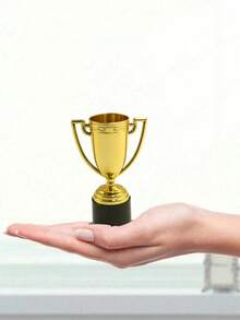 1/2/6 件迷你镀金塑料奖杯，优雅的金色塑料奖杯套装，带黑色底座的微型获奖奖杯，非常适合比赛、化装舞会和庆祝活动。 - 金色 - 查看 10