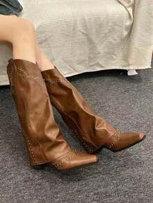 复古棕色铆钉高筒靴，法式女式粗跟百搭西部牛仔靴，娇小女士长筒时尚靴