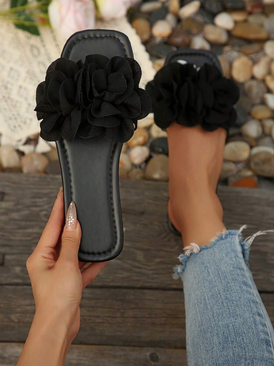 French Elegant Soft Flowers Open-Toe Flat Slippers For Women, Summer New Casual Sandals For Dating, Daily Wear, Home, Beach And Leisure - Black - View 1