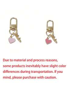 个性化心形吊坠，可刻上姓名首字母和祝福语/情书 | 心形钥匙扣 | 定制包包挂饰 | 礼物、钥匙扣、独特手机配件、简约设计，适合女士钱包和手机配件，送给朋友、家人、女友的礼物，户外用品、派对用品、礼品、纪念品、女士包包挂饰、汽车挂饰、送给女性和女孩的礼物 - 彩色 - 查看 11