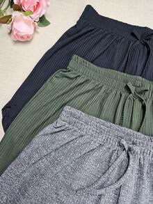 KIT3 Women's Plus Size Shorts G1Geometric Print, Mid-Rise, Summer, Casual And Comfortable - Kit3 Solid Color Black Military Green Gray - View 2