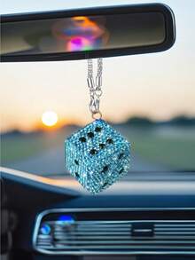 1 pieza Colgante de espejo retrovisor de coche con dados creativos, decoración colgante brillante para el interior del coche, accesorio de espejo retrovisor, decoración de moda para el interior del coche, accesorio de decoración oscilante de diamante para el espejo retrovisor del coche, tamaño universal