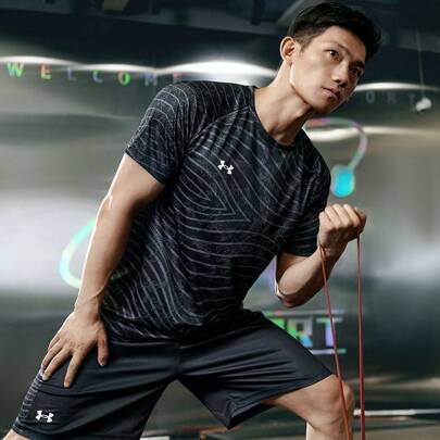  Camiseta de manga corta transpirable para entrenamiento de fútbol, deportes, running y fitness, nueva colección de verano 2025 de Under Armour, unisex