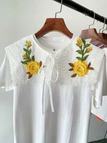 1 Stück weiße Blumen gestickte Abnehmbarer Oversize Kragen, Vintage Vogel Muster Cut Out Baumwoll Wellen Saum vielseitiger Kragen für Ausflüge, Zusammenkünfte und Partys, Polyester