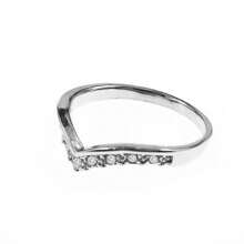 Silver V-Shaped, Micro-Set Zirconia Unique Design Rhinestone Minimalist Ring, CZ Heart Tail Ring, Versatile Zirconia Knuckle Ring, Ins