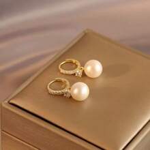 1 Pair Fashionable & Elegant Simple Zirconia & Pearl Earrings