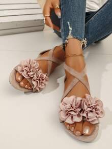 1 双女士凉鞋 - 优雅甜美风格，交叉绑带、花卉装饰和后拉链细节 - 舒适时尚，适合夏季、休闲外出、日常穿着和各种场合 - 米色 - 查看 4