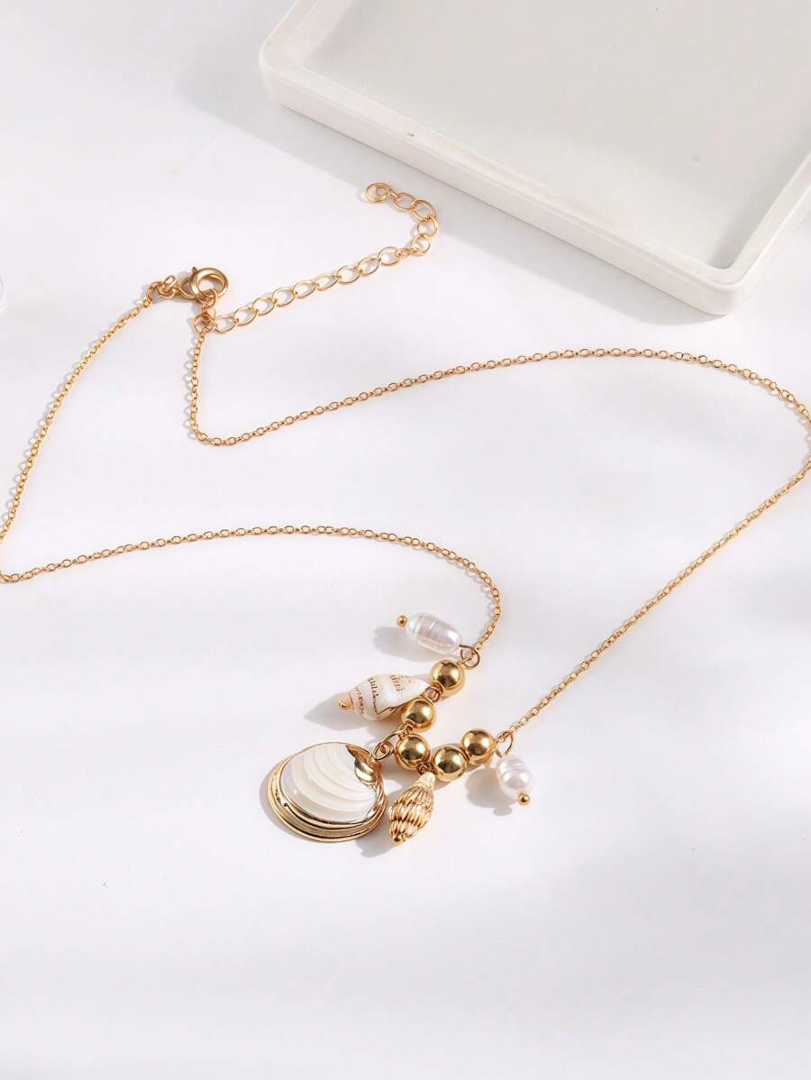 1pc Minimalist Fashion Seashell Beaded Pendant Necklace, Women Beach Holiday Everyday Jewelry
