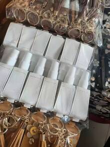 Customized Women's Summer Skin Care Toner Portable Refillable Bottle Vintage Leather Case, Keychain Pouch