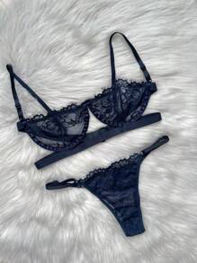 Conjunto Lingerie Sexy Gringa Sutiã Meia Taça Com Aro e Calcinha Regulável De Renda