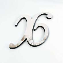 Pegatinas decorativas de espejo acrílico tridimensional de 20 cm, con contorno de letras cursivas dinámicas de tres colores: oro / plata / negro. Diseño autoadhesivo y extraíble para crear fácilmente una escena destacada de fiesta de cumpleaños: collage "Feliz cumpleaños" en el espejo de la pared trasera. Decoración de pared, decoración de habitación, espejo de pared, espejo para habitación, decoración del hogar, decoración del baño, decoración de la sala de estar