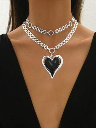 1pc Women's Stylish Metal Bicolor Heart Pendant Necklace, Double-Layered Choker Punk Lightweight Luxury Necklace Chain Jewelry Accessories