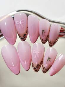 24 件中号杏仁粉色法式豹纹蝴蝶结按压指甲，Y2K 可爱假指甲，可重复使用的女孩粘贴式指甲贴，甜美别致的艺术设计，包括指甲锉和果冻胶指甲用品 - 粉色 - 查看 2