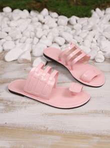 25 Sandali eleganti, alla moda e sexy da donna, con punta rotonda, piatti, comodi per uso quotidiano, da spiaggia e feste all'aperto, produzione diretta di fabbrica