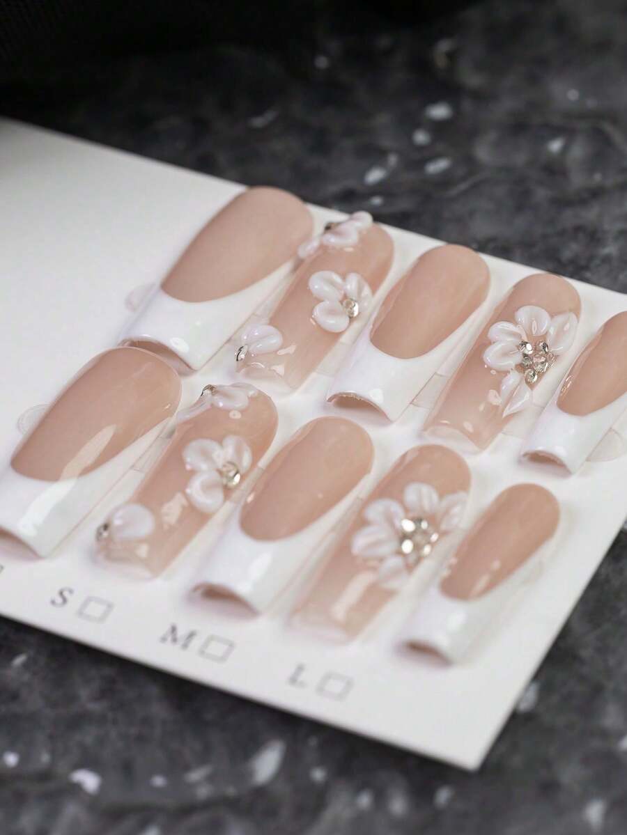 10pcs Sweet And Fresh White Carved Square Press On Nails, Minimalist Three-Dimensional Flower French-Style Handmade Fake Nails, White Flower Design, Flower Core Embellished With Shiny Rhinestones, Essential Nail Art For Summer, Suitable For Daily, Casual And Relaxed Occasions, The Best Gift For Women And Girls Nail Supplies Handmade Press On Nails - Multicolor - View 1