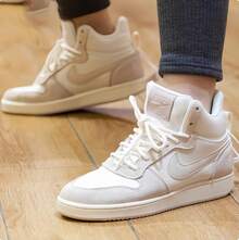 Nike Court Borough Mid Prem 经典复古米色女款高帮运动鞋 - 米 - 查看 6