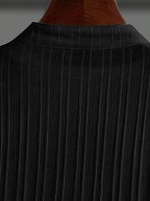 Camisa Casual Masculina Estilo Cardigan com Botões na Frente, Corte Slim, Mistura de Poliéster, Gola Alta, Lavável à Máquina, Ideal para Primavera e Outono, Cardigan Leve - Preto - Visão 5