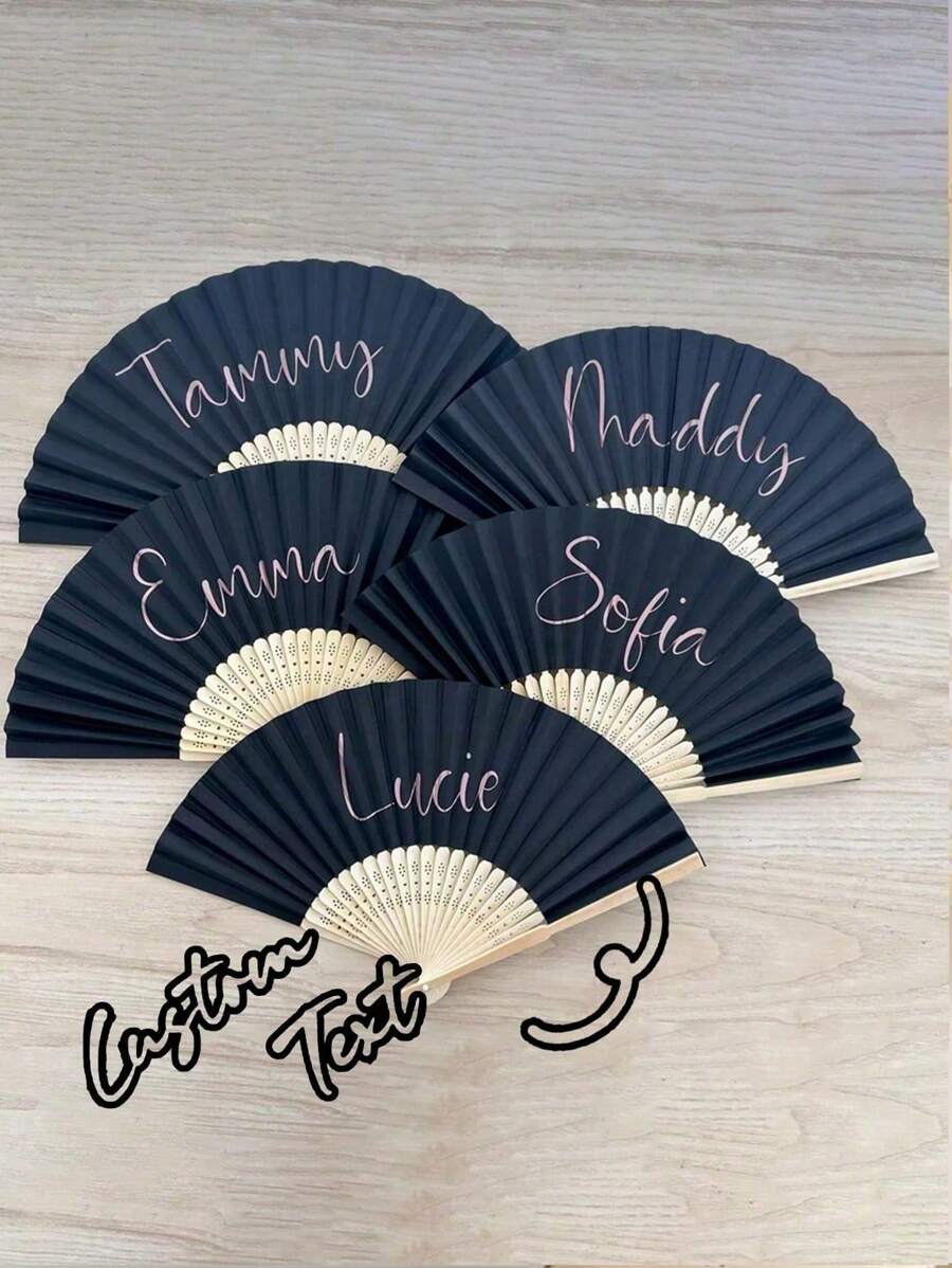 1 Stück personalisierter Name LOGO Weiß Hochzeit Fächer, klassischer DIY Fächer, dekorativer hochwertiger Personalisierter, stilvoller, exquisiter personalisierter, einzigartiger idealer Geschenkartikel für sie, ihn, Freund, Freundin, Vater, Familie, Mutter, Freunde, Haustiere, Sohn, langanhaltend, farbig, süß, niedlich, witzig, Kawaii, für Lehrer, für Jungen und Mädchen, für Teenager, Schüler der Sekundarstufe I und II, Studenten, Erstsemester, Zweitsemester, Unterstufenschüler