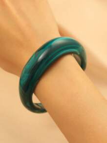 1 Stück elegantes und einzigartiges mehrfarbiges offenes Armband für Frauen, modischer Schmuckzubehör mit asymmetrischer welliger Linie und Farbverlauf aus Harz, hervorragend für den täglichen Gebrauch, am Strand, zum Reisen und als Geschenk
