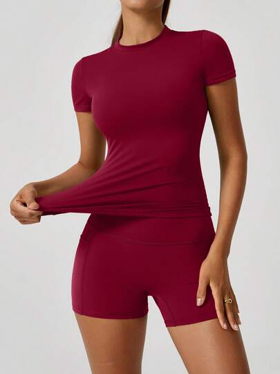 NcmRyu Conjunto de ropa deportiva de 2 piezas para mujer, con shorts levantadores de glúteos y blusa de manga corta para baile y actividades deportivas casuales