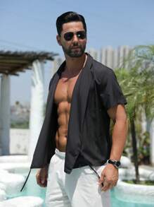 Short de bain pour homme - Noir - À manches courtes et ouvert par l'avant : Idéal pour la plage et le bord de la piscine