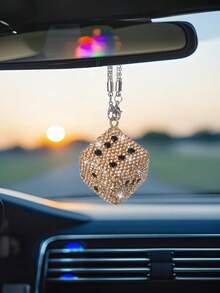 1 pieza Colgante de espejo retrovisor de coche con dados creativos, decoración colgante brillante para el interior del coche, accesorio de espejo retrovisor, decoración de moda para el interior del coche, accesorio de decoración oscilante de diamante para el espejo retrovisor del coche, tamaño universal