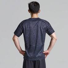 Under Armour Top unisexe 2025 Nouveau T-shirt de sport à manches courtes de football d'entraînement, de course et de fitness, respirant 24500510-001