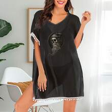 Vestido de traje de baño tipo pareo de mujer con diseño vintage de calavera vikinga con barba y auriculares para uso en la playa - Negro - Ver 1