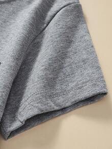 小男童卡通圖案T恤