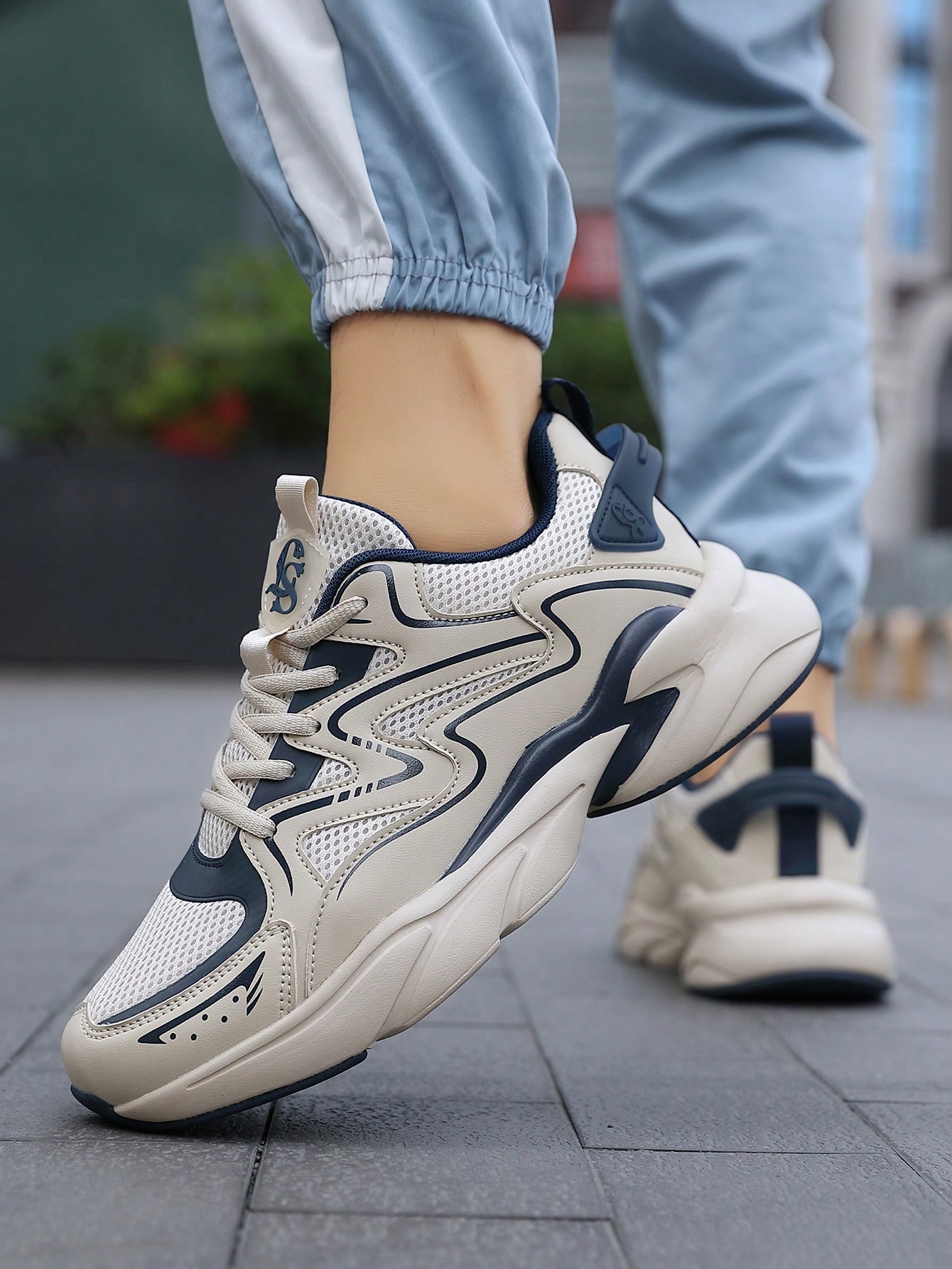 أحذية رياضية كرة السلة للرجال ذو المقاسات الكبيرة...