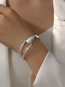 1pc Minimalist Aesthetic High-Quality Unique Design Asymmetric Water Drop Hollow Metal Bangle Bracelet, Versatile For Evening Party, Daily Wear, Office, Bar, Music Festival, Wedding, Business Events, Gift