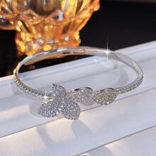 1pc Minimalist Elegant Zirconia Crystal Flower Bracelet, Unique Gift For Women